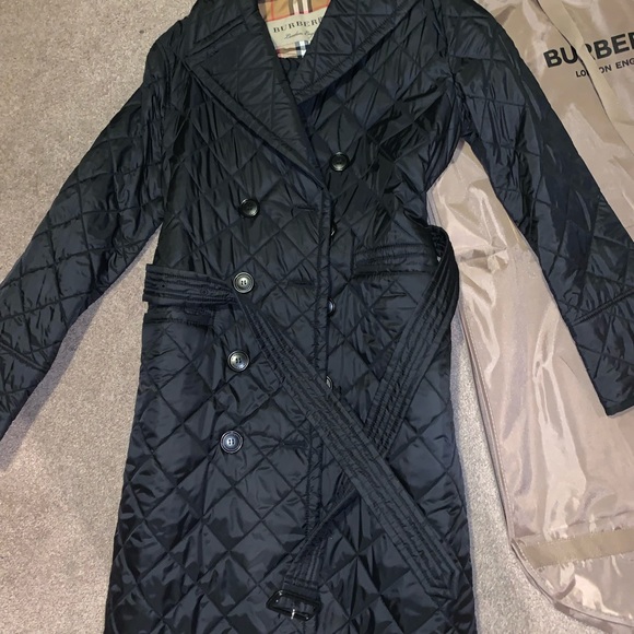 Rain coat - Picture 3 of 4